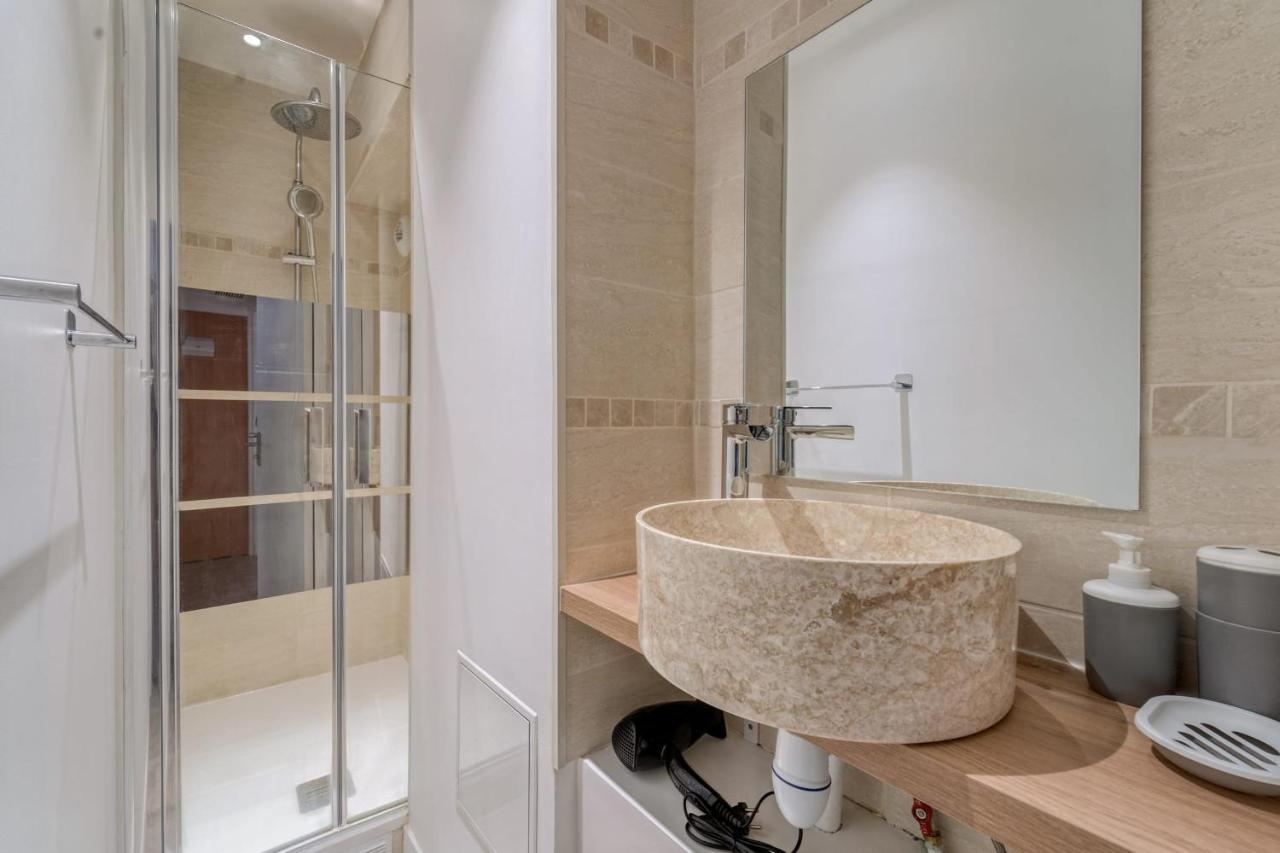 Beautiful Apartement With 2 Bedrooms In Paris Centre 외부 사진